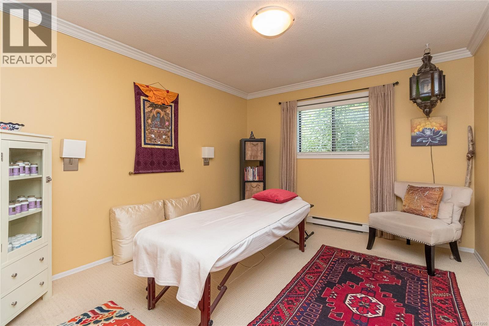 1835 Barrett Dr, North Saanich