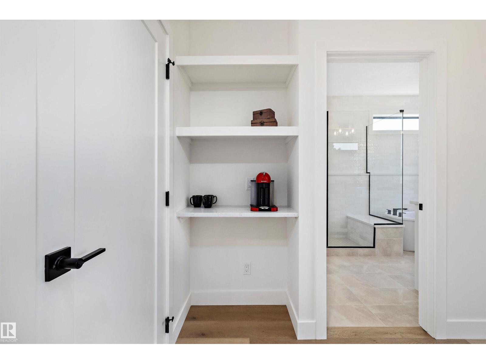 14512 86 AV NW - 19