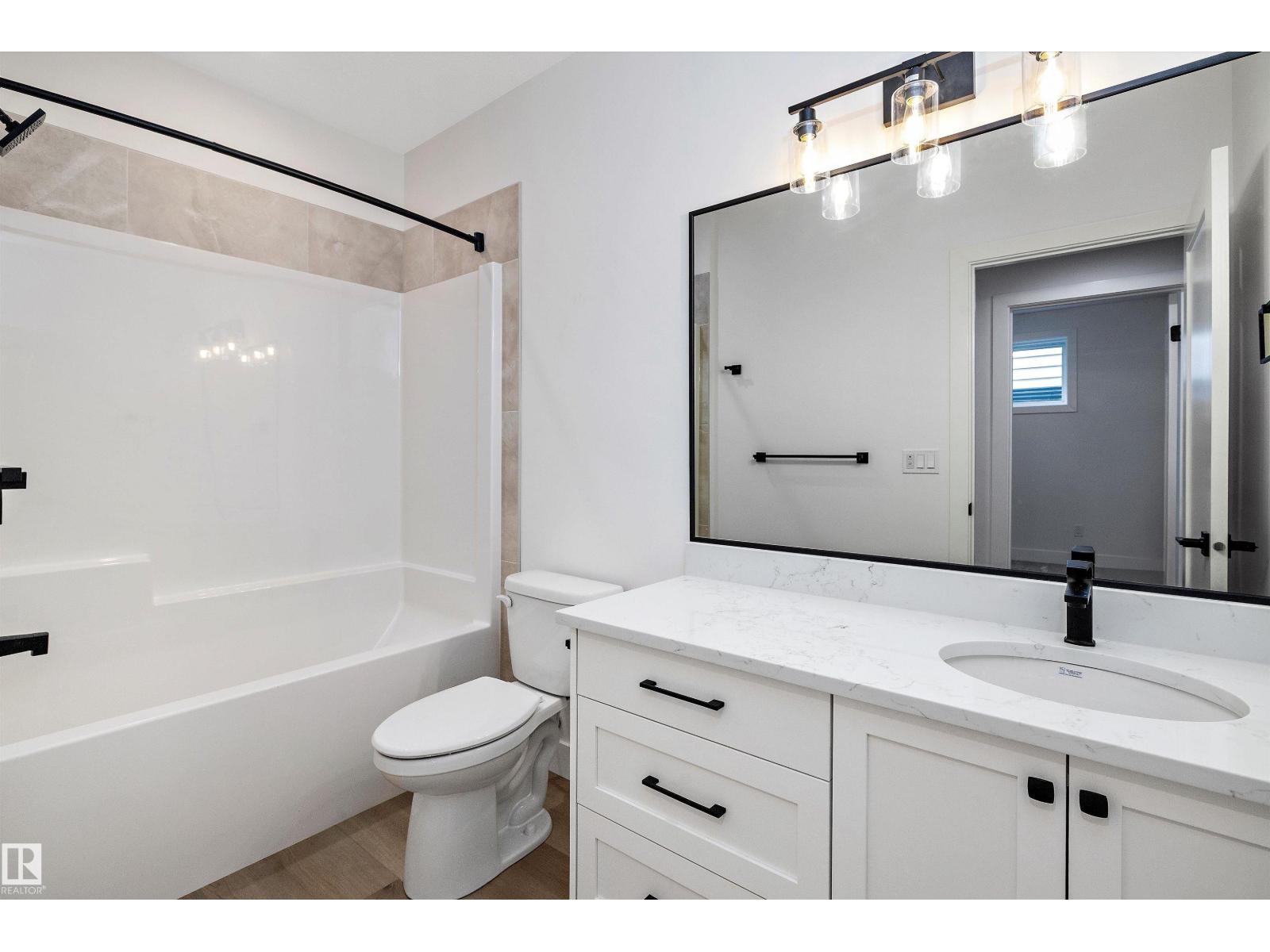 14512 86 AV NW - 22