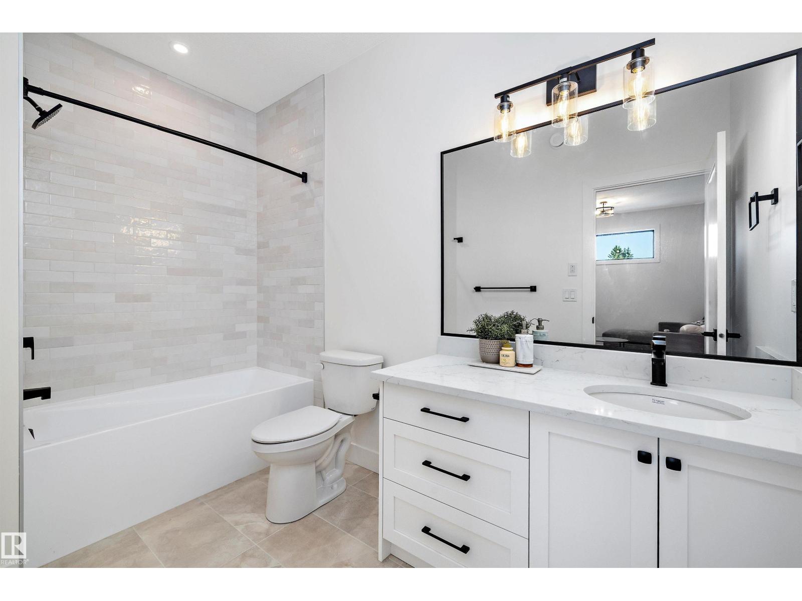 14512 86 AV NW - 16