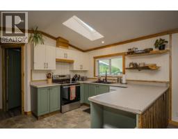 3235 Pine Valley Road, Williams Lake, BC V2G5C4 Photo 10