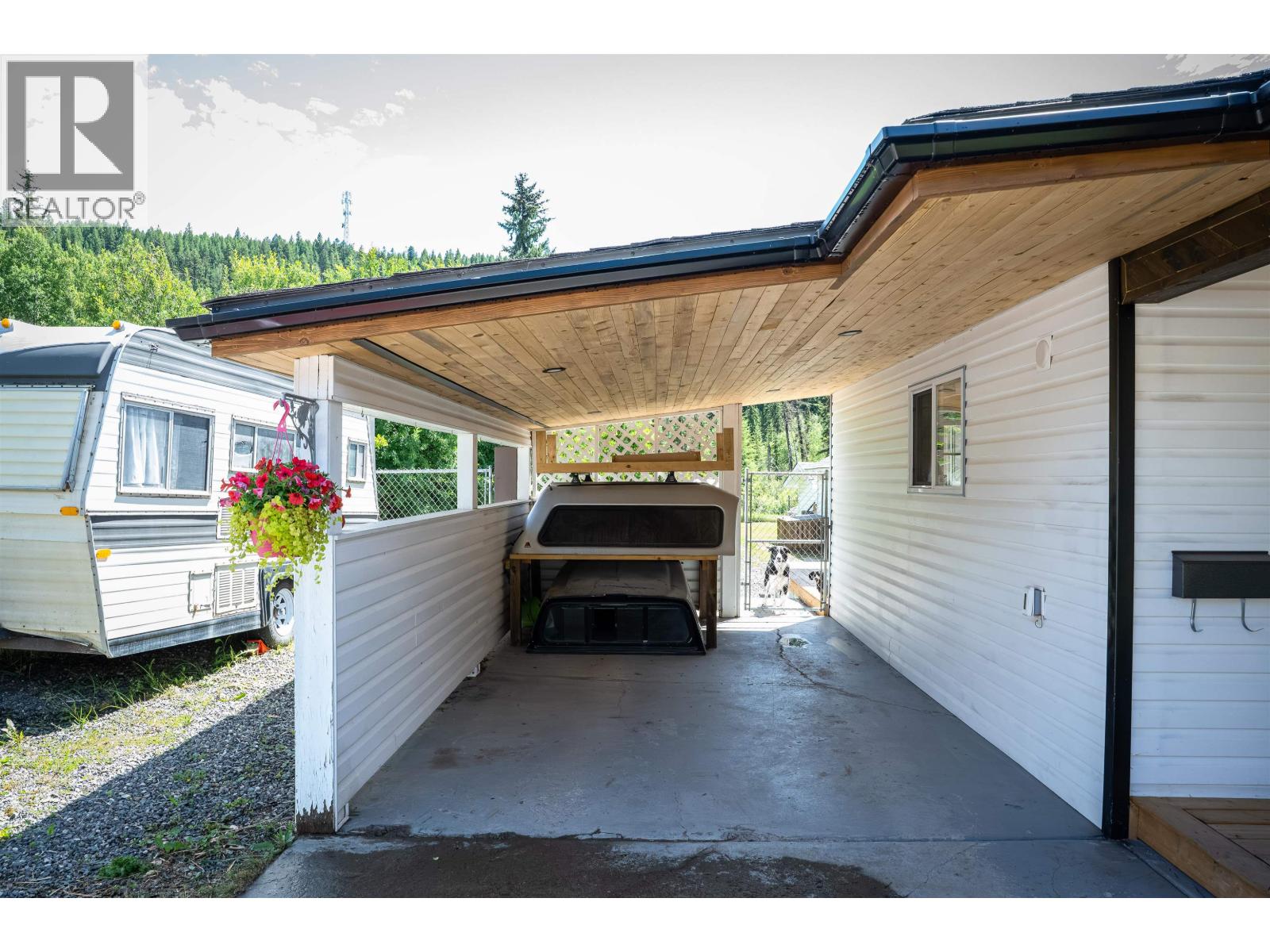 3235 PINE VALLEY ROAD - 20