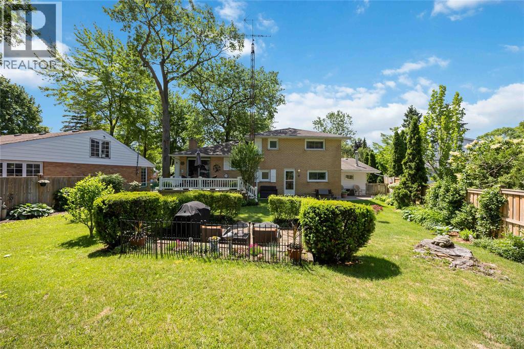 870 MCKAY AVENUE - 37