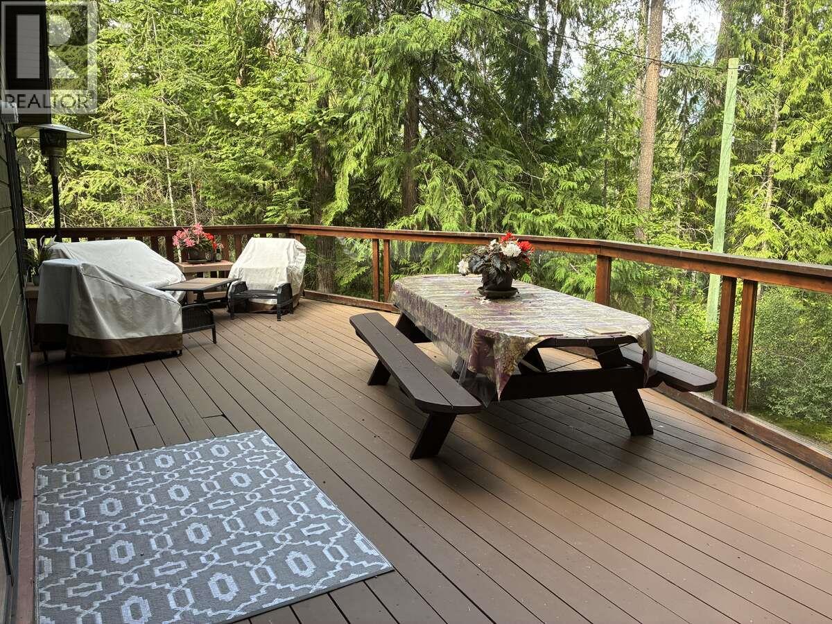 #22 7429 Sunnybrae Canoe Point Road - 5
