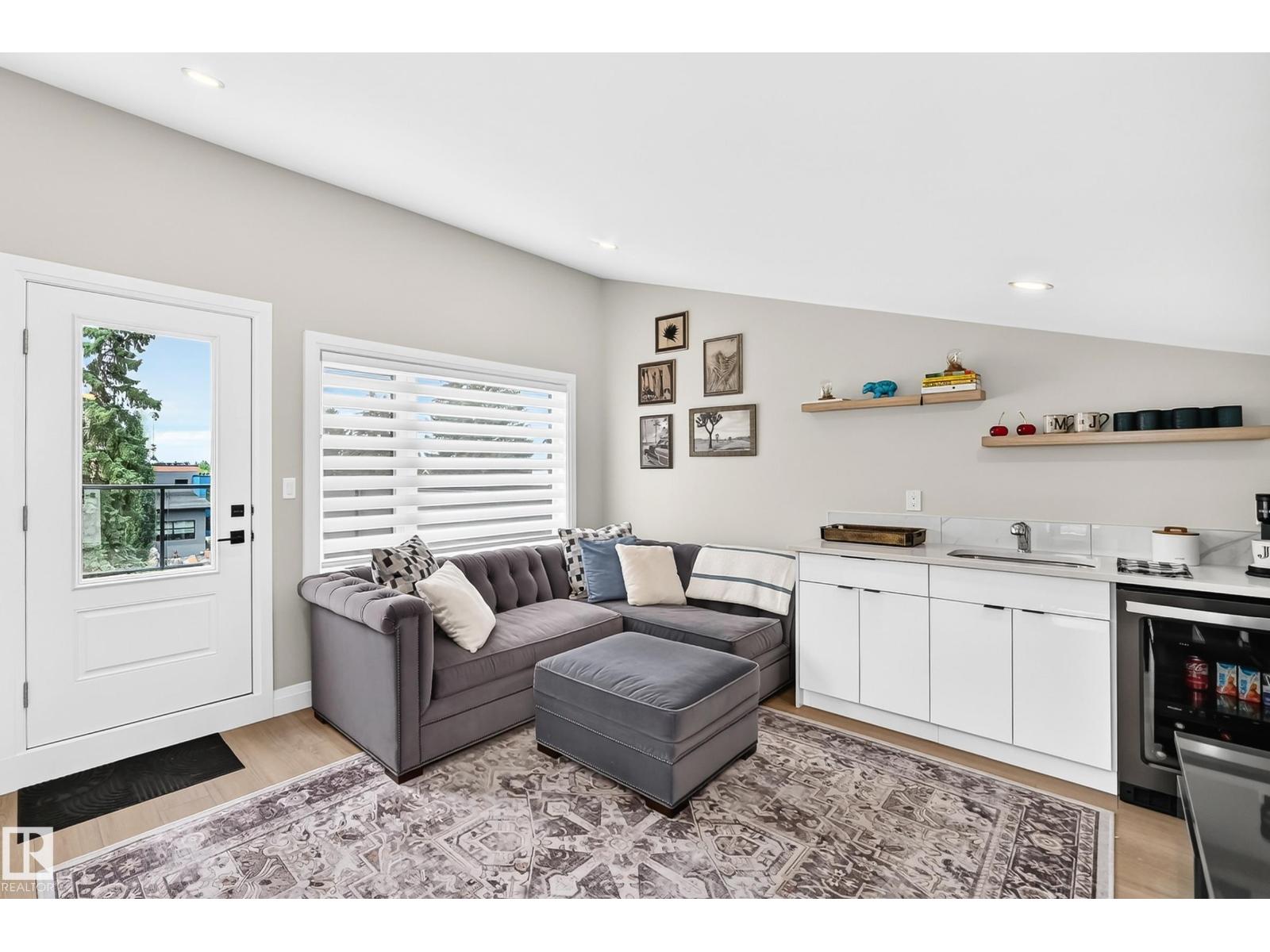 12631 52 AV NW — photo 47