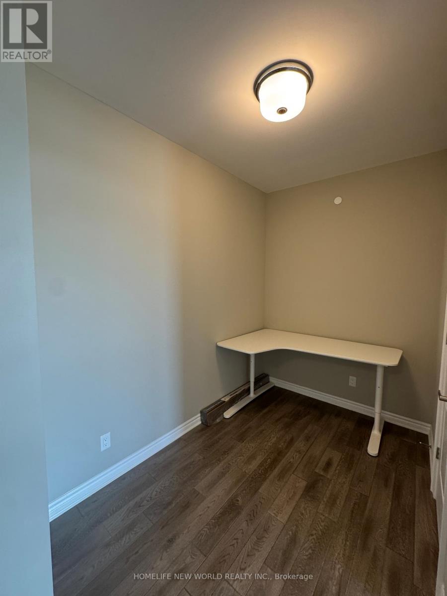 #405 2 ADAM SELLERS STREET - 18