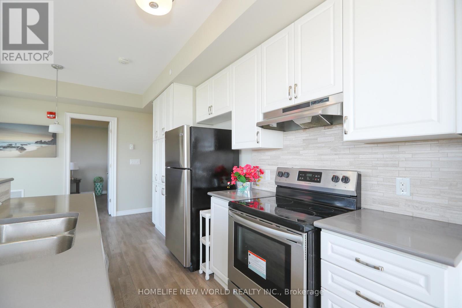 #405 2 ADAM SELLERS STREET - 5