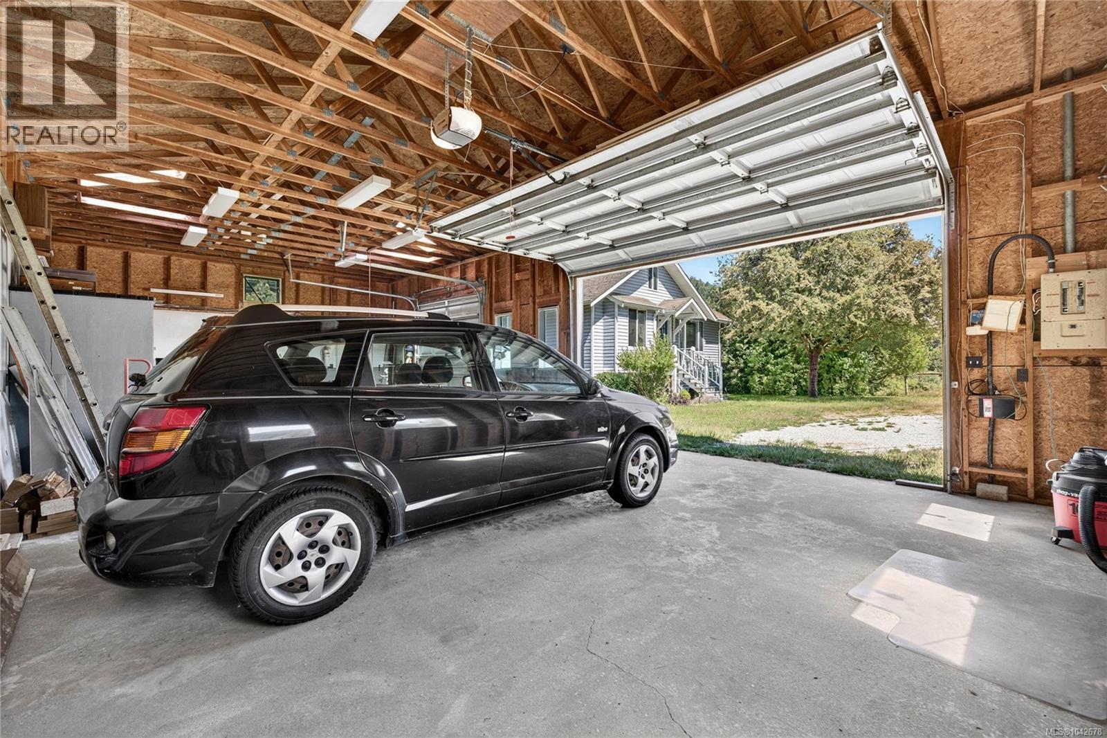 2401 Fulford-Ganges Rd - 24