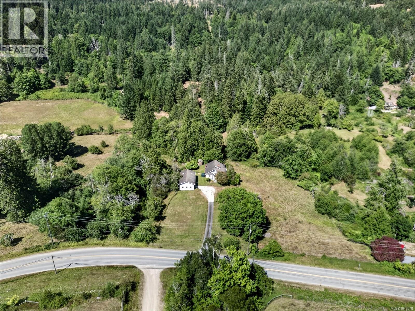 2401 Fulford-Ganges Rd - 34