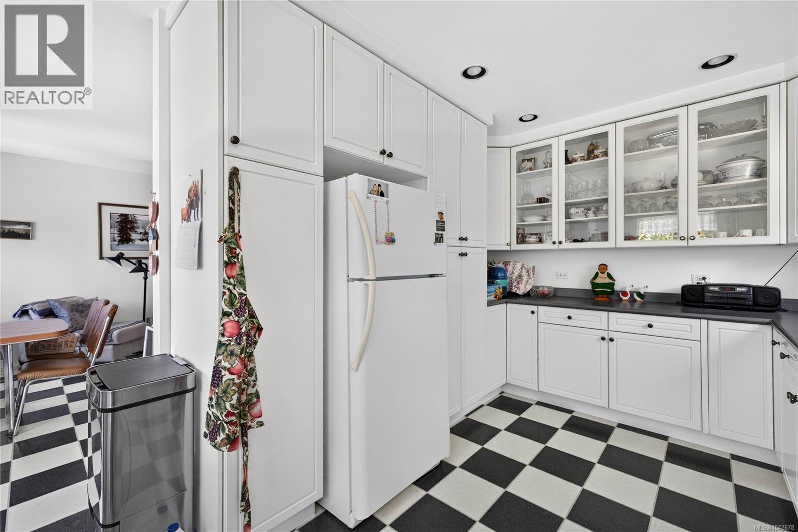 2401 Fulford-Ganges Rd - 9