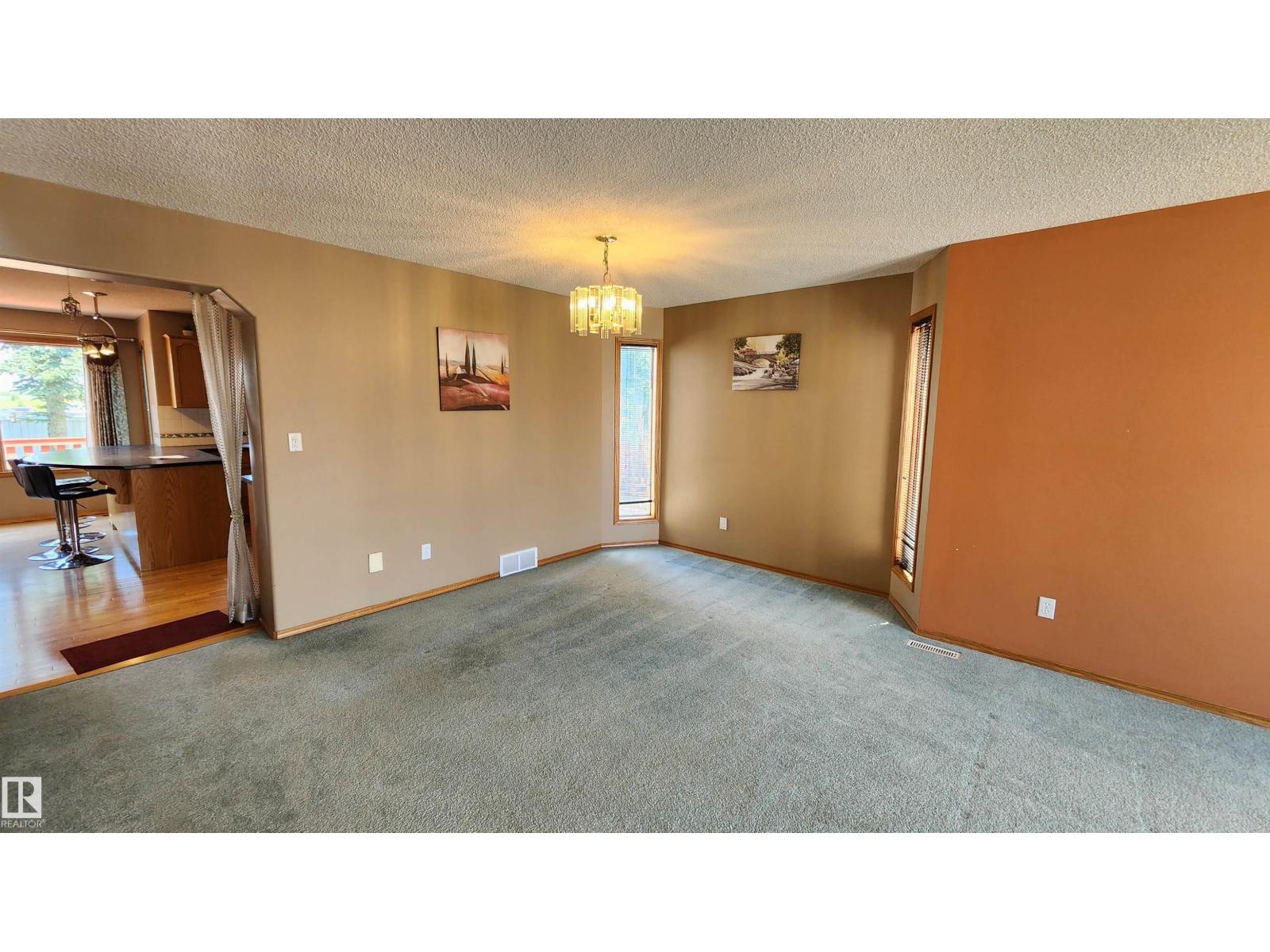 2708 44A AV NW - 15