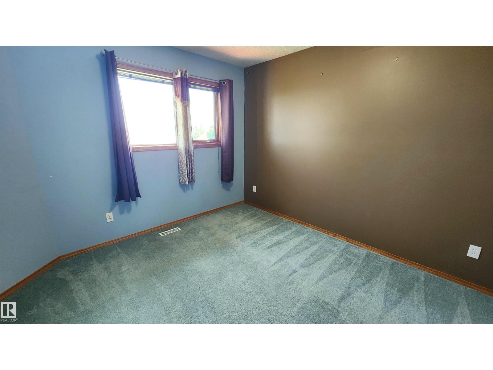 2708 44A AV NW - 22