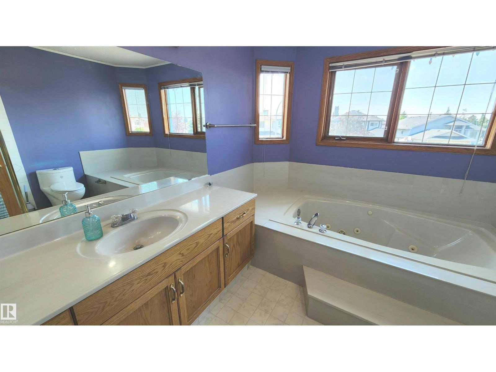 2708 44A AV NW - 30