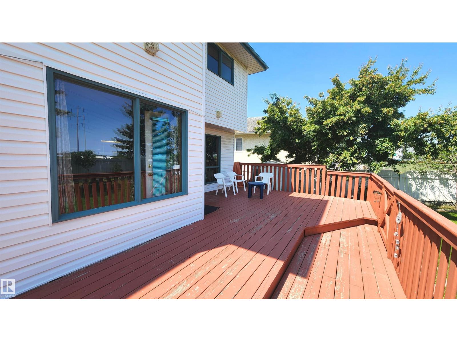 2708 44A AV NW — photo 44