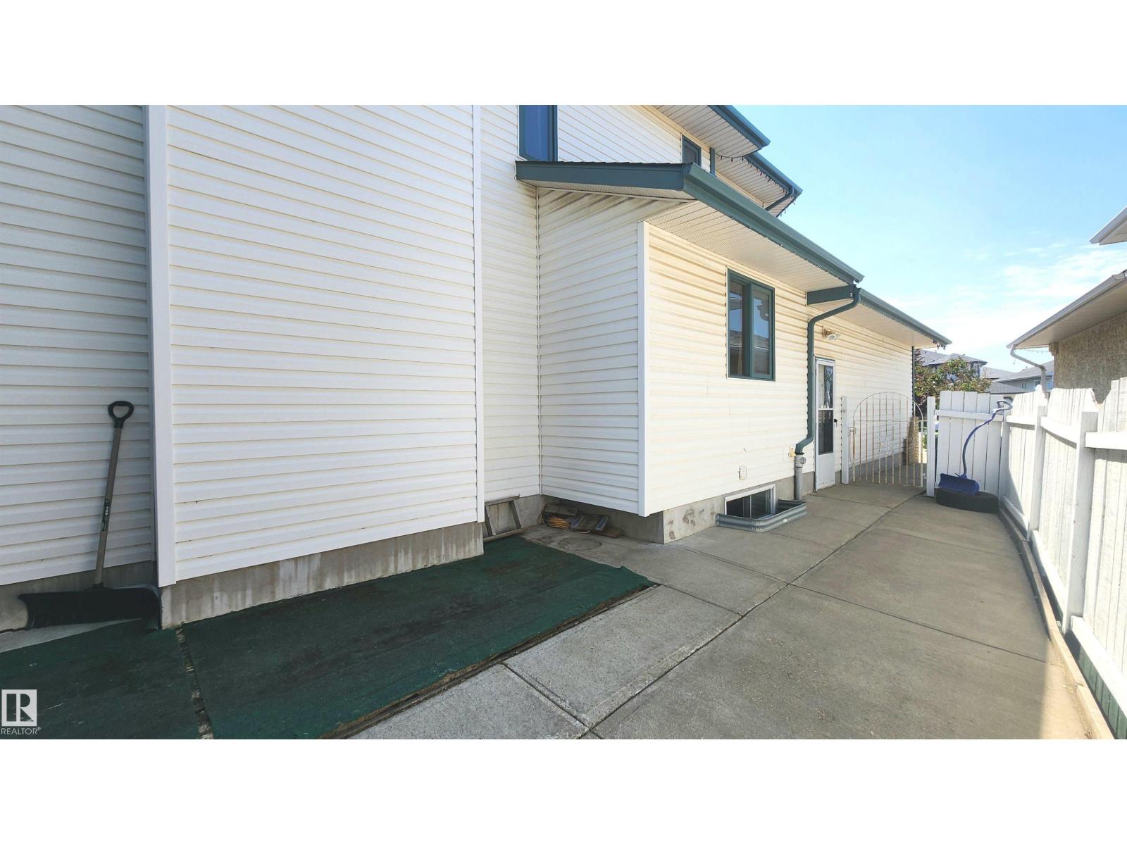 2708 44A AV NW - 47