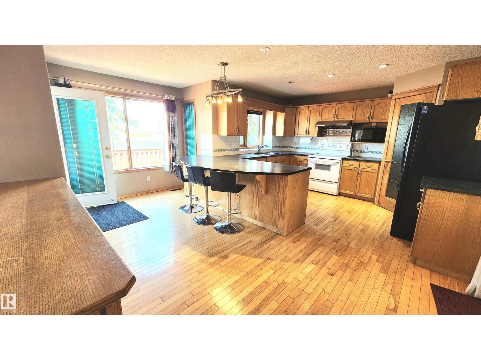 2708 44A AV NW - 6