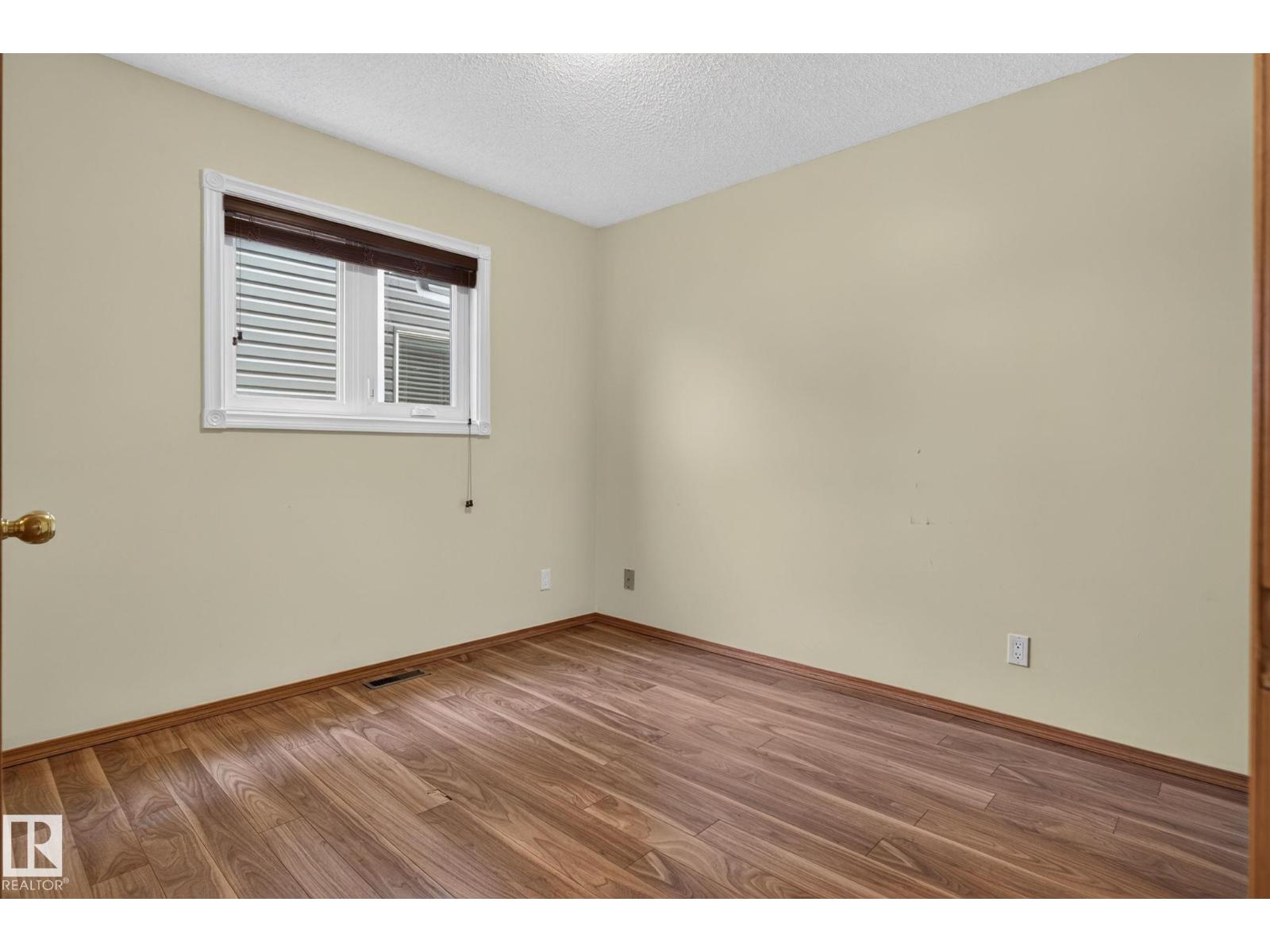 5612 MCLEOD RD NW — photo 28