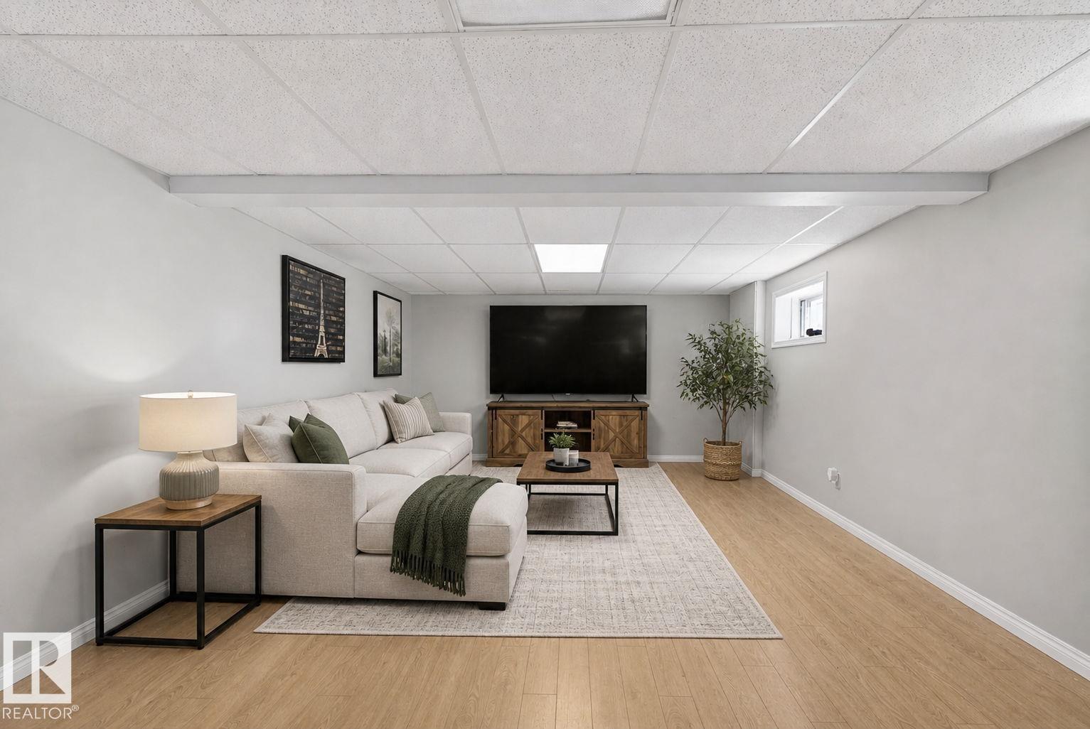 5612 MCLEOD RD NW — photo 36
