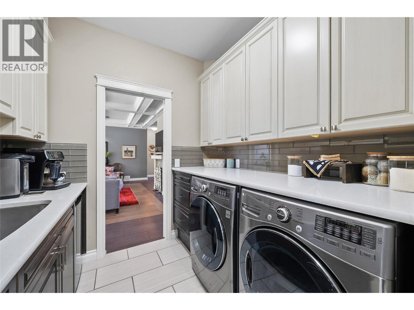 2714 Golf Course Drive - 26