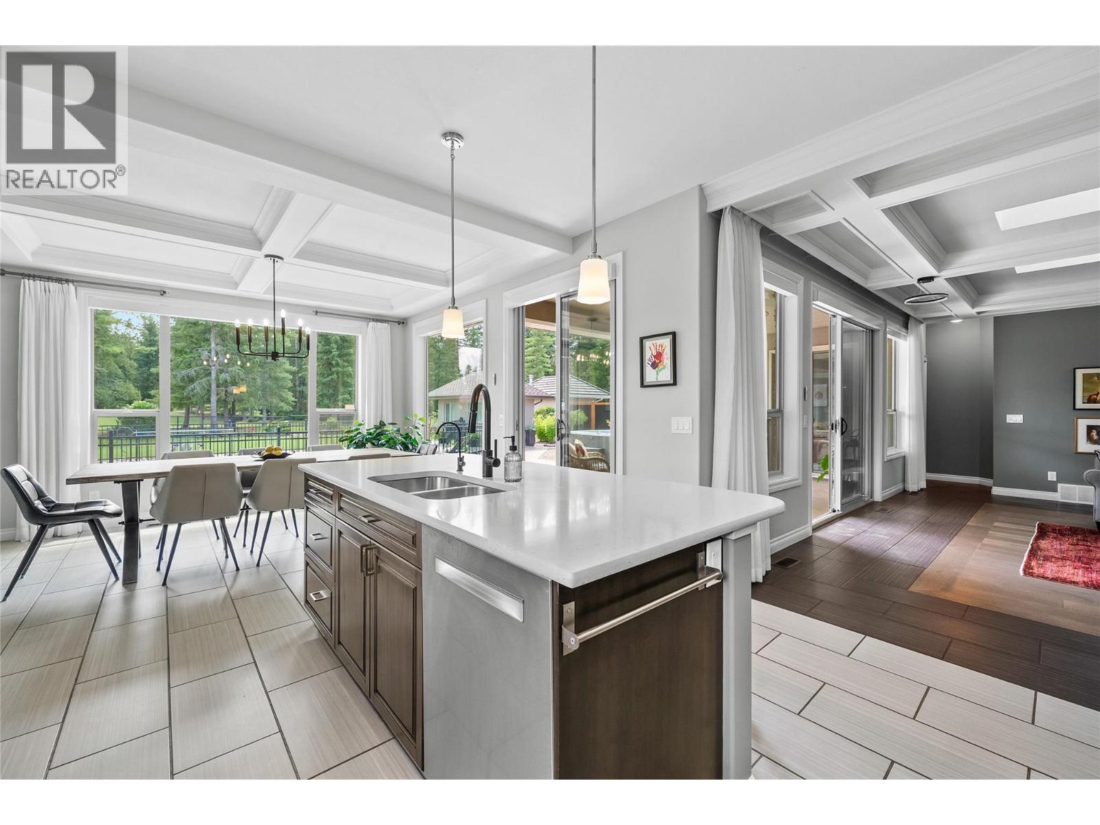 2714 Golf Course Drive - 17