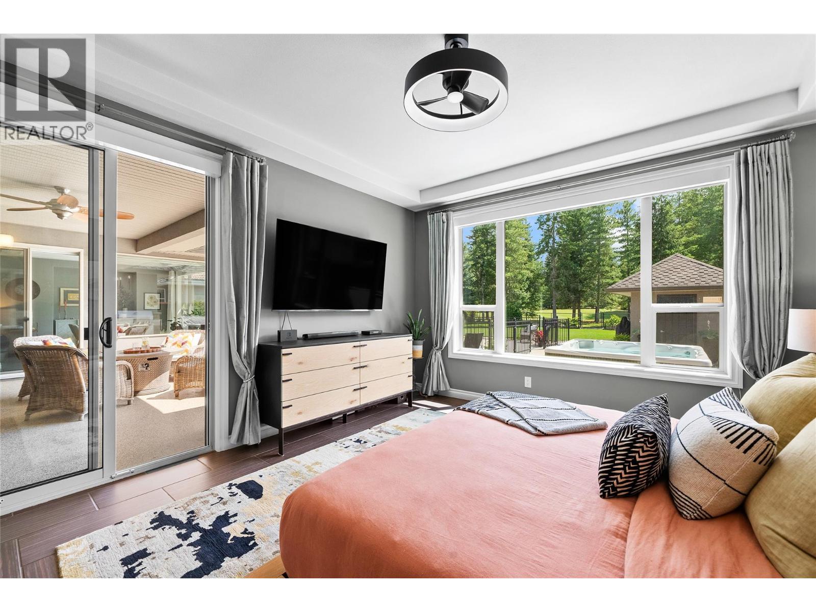 2714 Golf Course Drive - 37