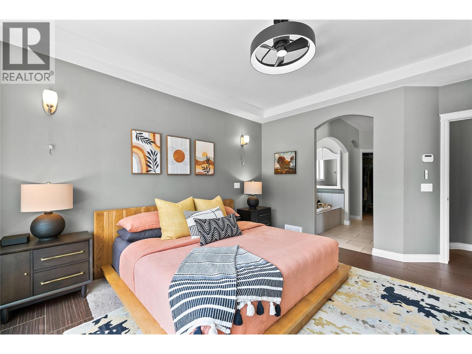 2714 Golf Course Drive - 35