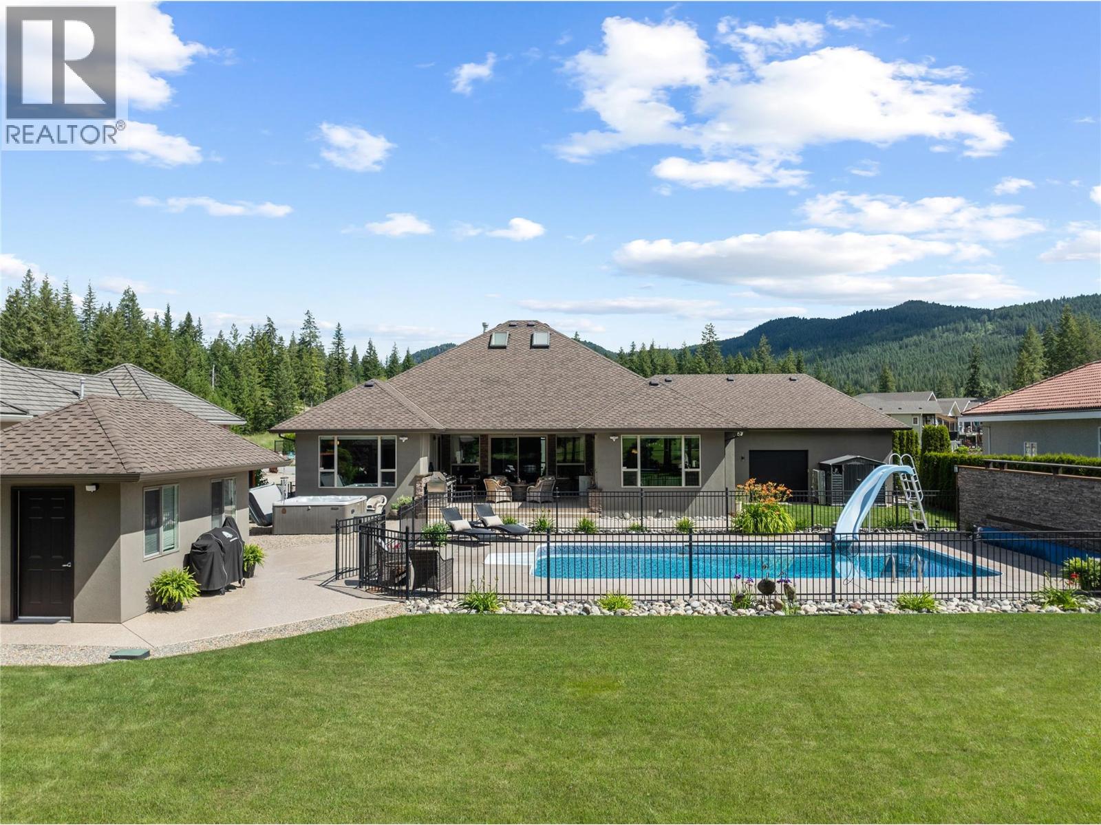 2714 Golf Course Drive - 3