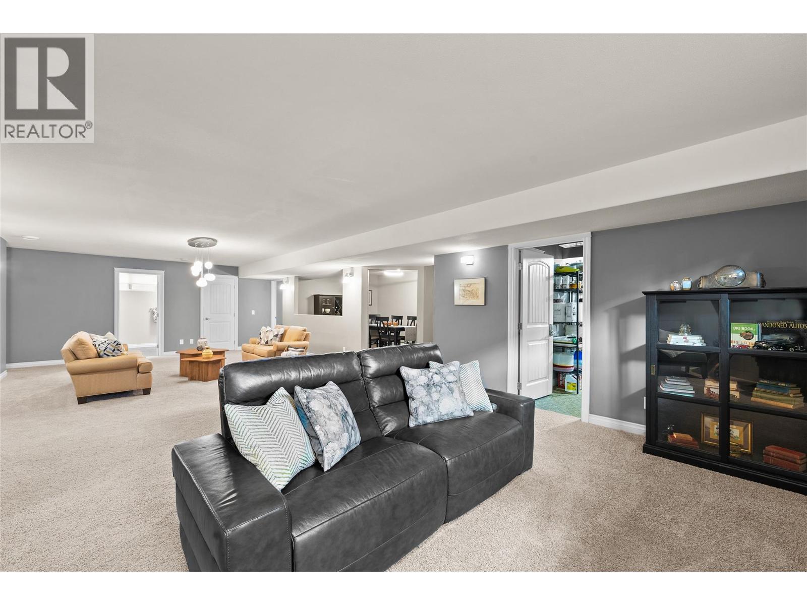 2714 Golf Course Drive - 70