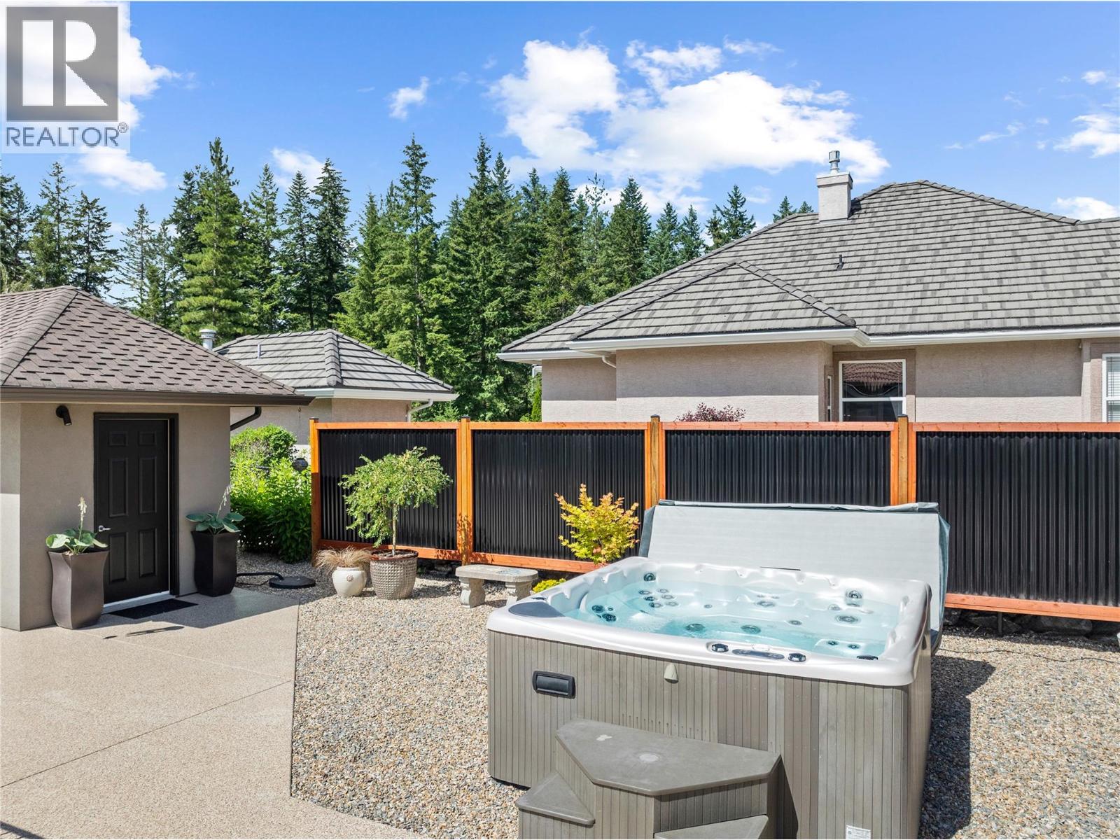 2714 Golf Course Drive - 52