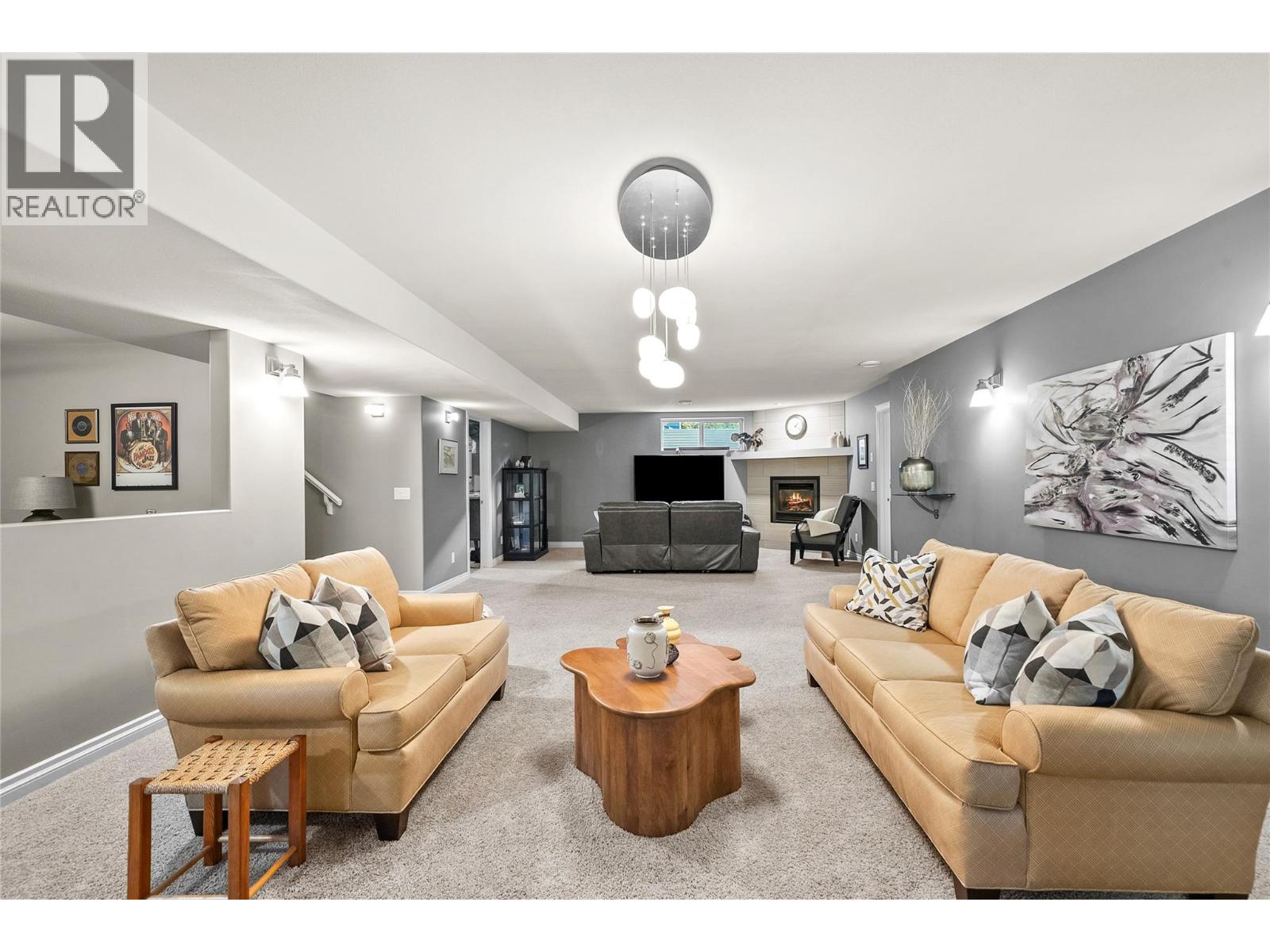 2714 Golf Course Drive - 65