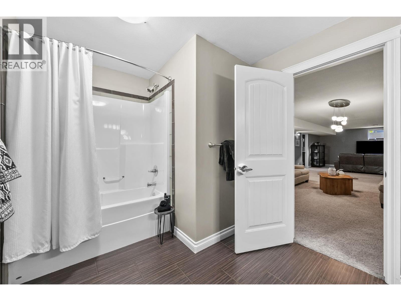 2714 Golf Course Drive - 78