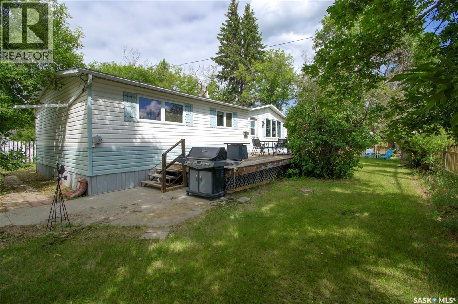 219 Nicoll AVENUE — photo 30