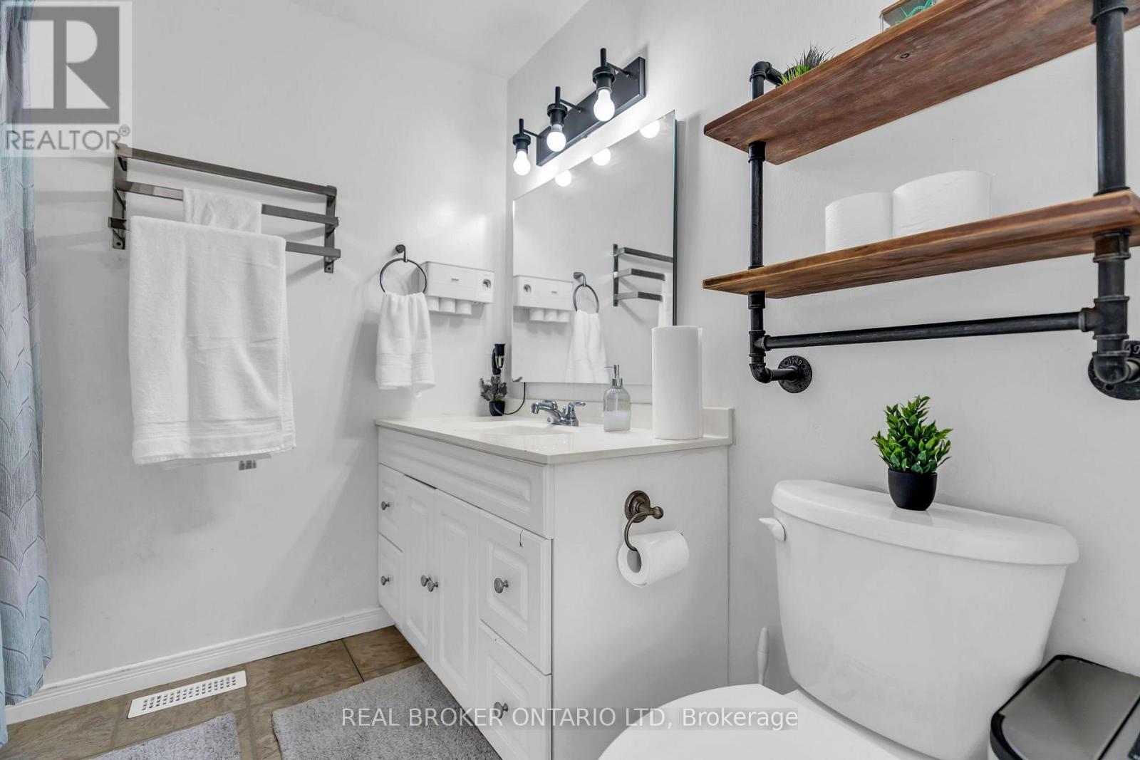 60 TILIPE ROAD - 28
