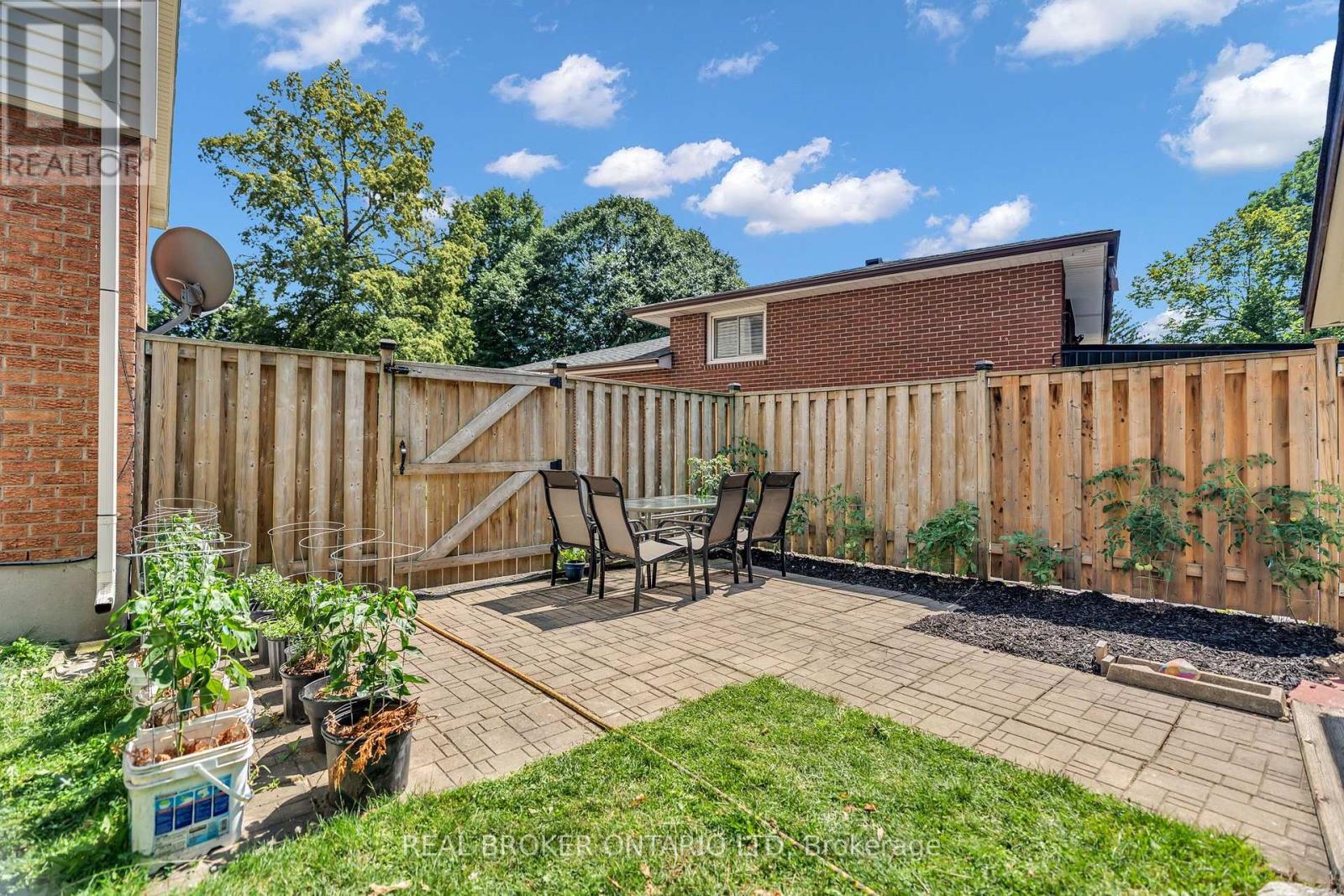 60 TILIPE ROAD - 43
