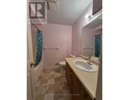 7 - 145 North Centre Road, London North, ON N5X4C7 Photo 10
