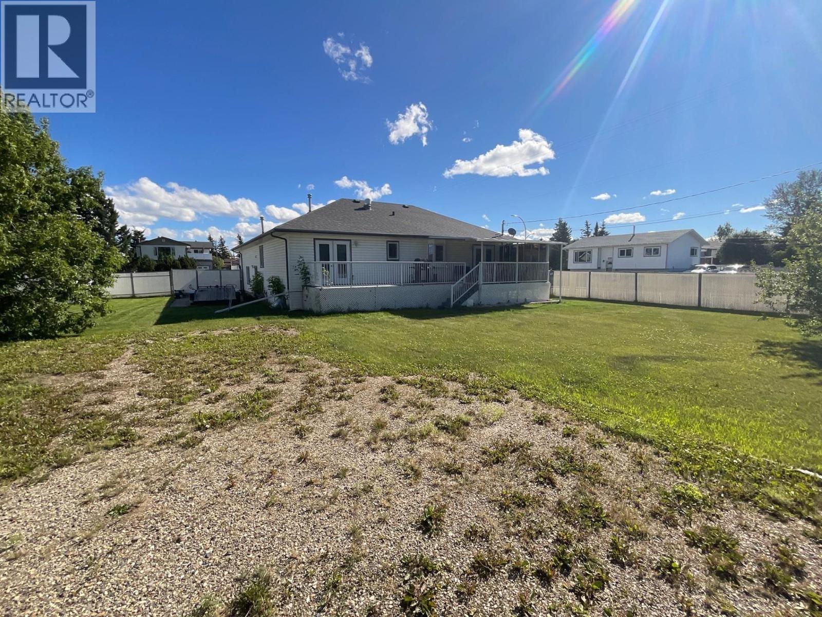 8144 98 AVENUE - 38