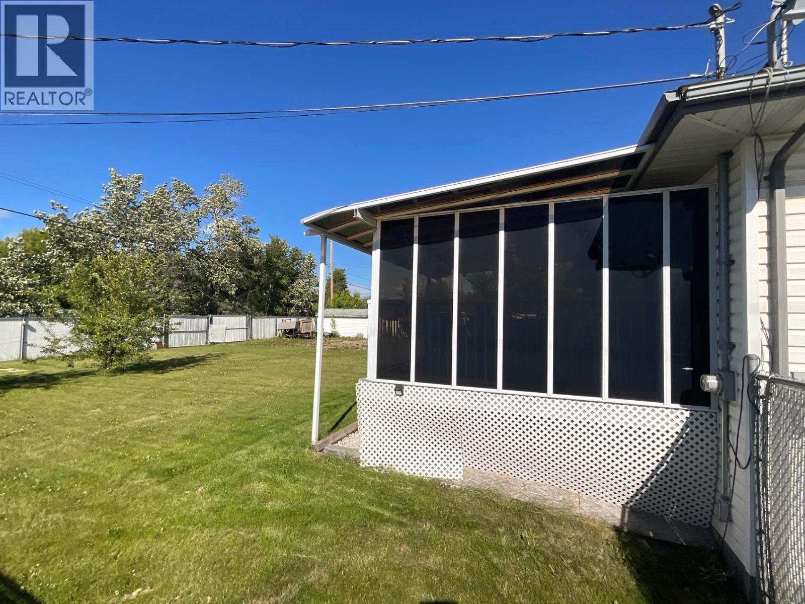 8144 98 AVENUE - 36