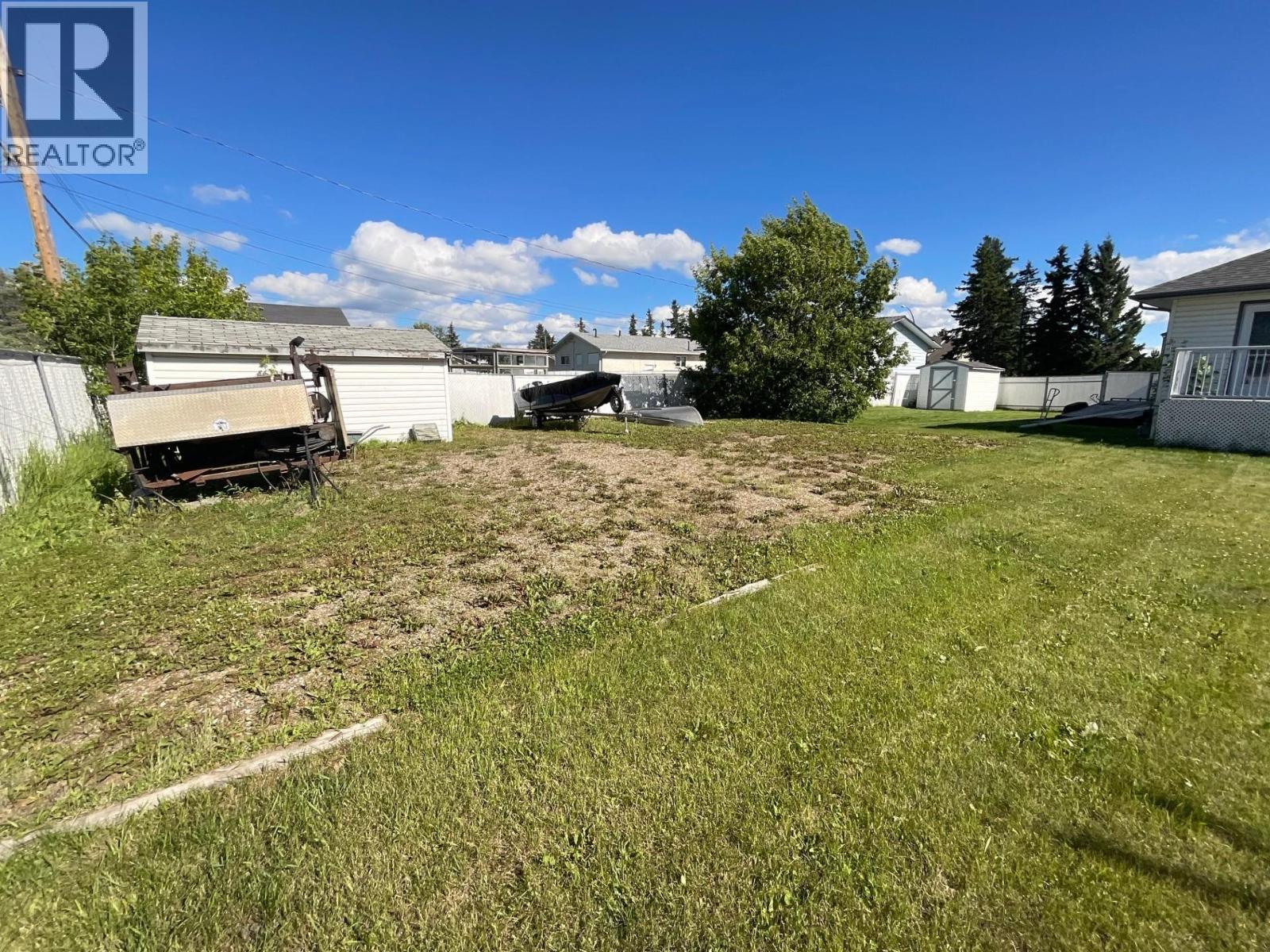 8144 98 AVENUE - 40