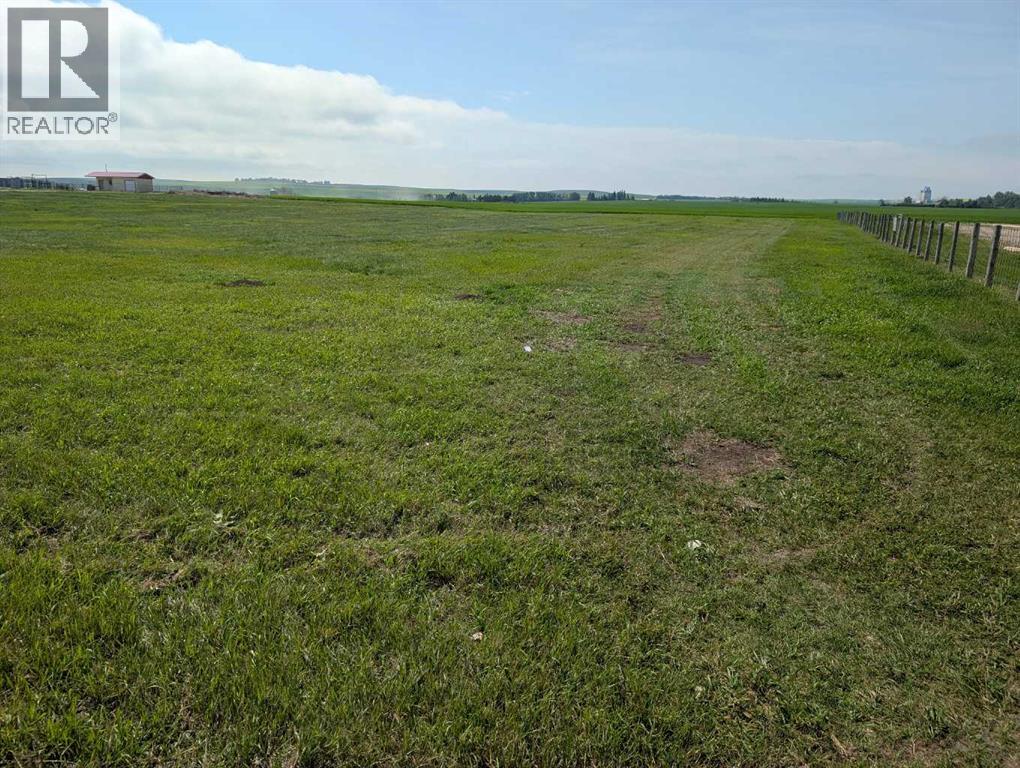Listing photo – 237 North, Trochu