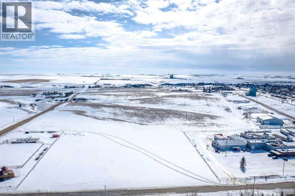 Listing photo – 237 North, Trochu