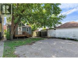 680 Lincoln Unit# Main Unit, Windsor, ON N8Y2G7 Photo 9