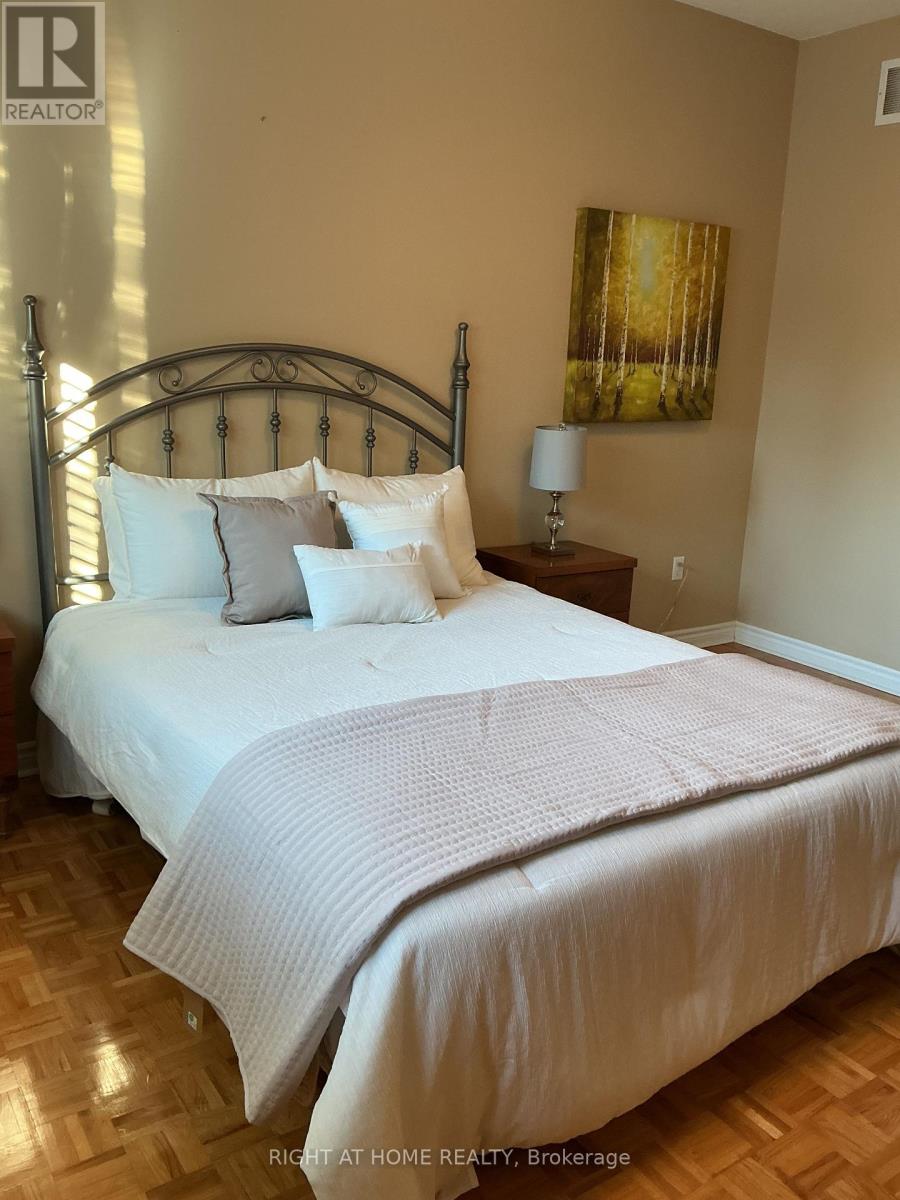 46 WOODHAVEN CRESCENT - 20