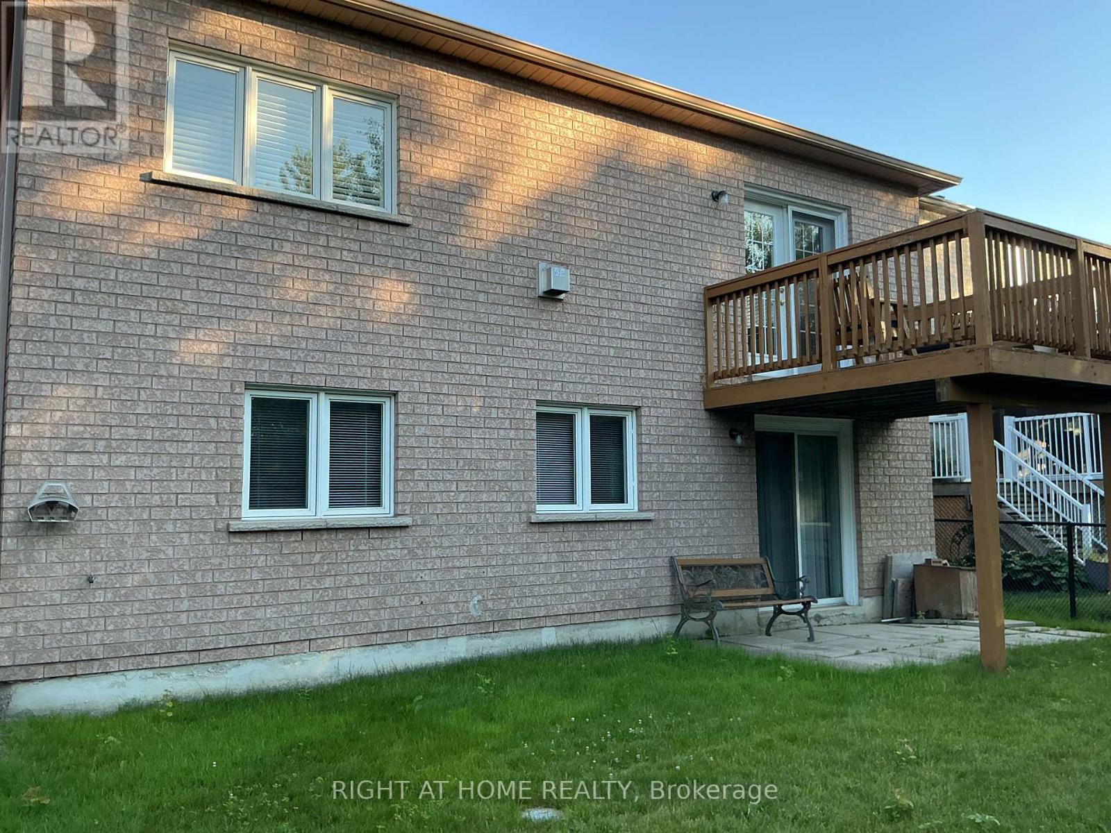 46 WOODHAVEN CRESCENT - 5
