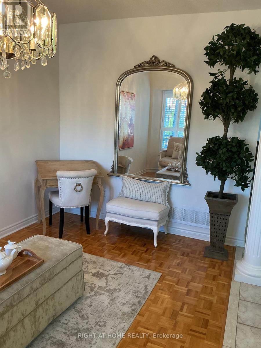 46 WOODHAVEN CRESCENT - 9