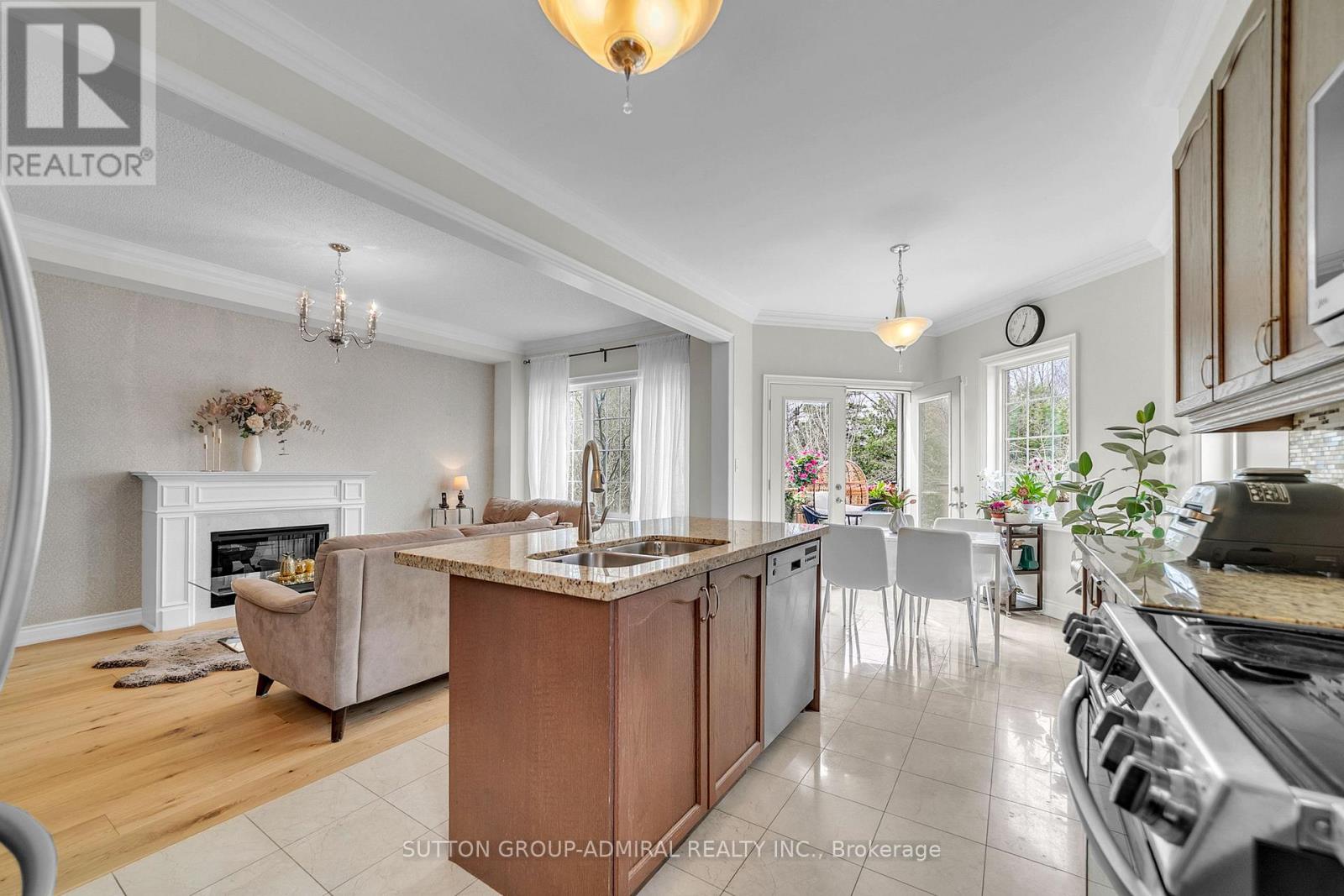7 GAMBLE GLEN CRESCENT - 13