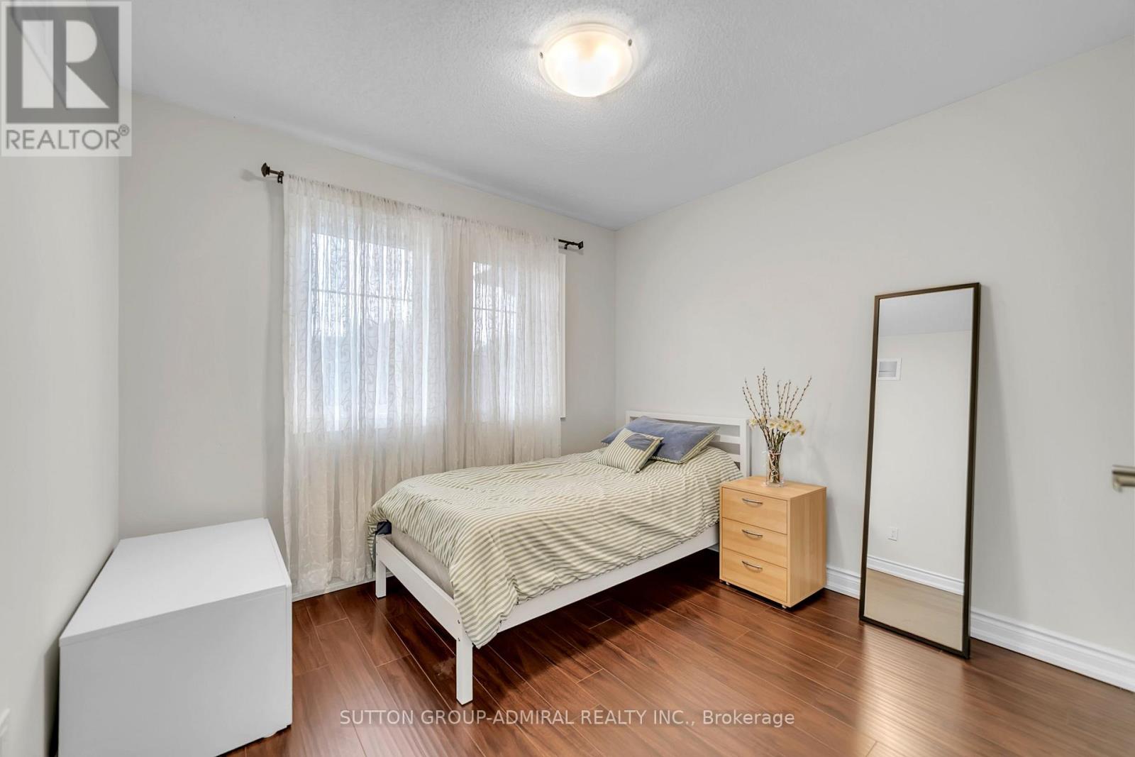 7 GAMBLE GLEN CRESCENT - 23