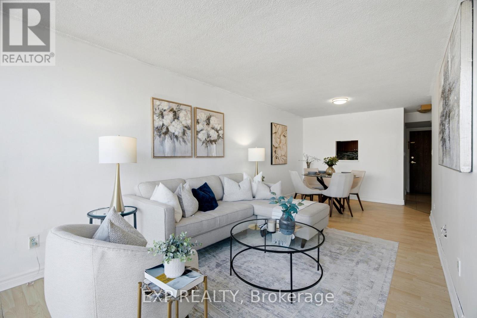 #202 25 AGNES STREET - 18