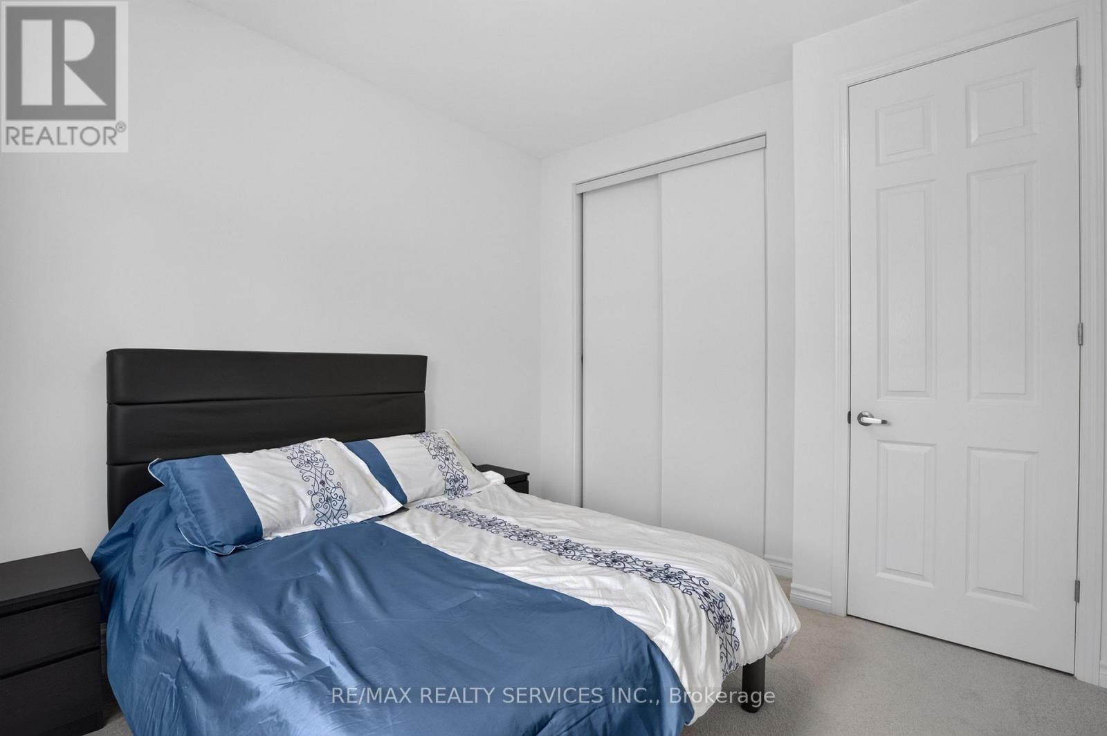 1702 DANCE COURT W - 40
