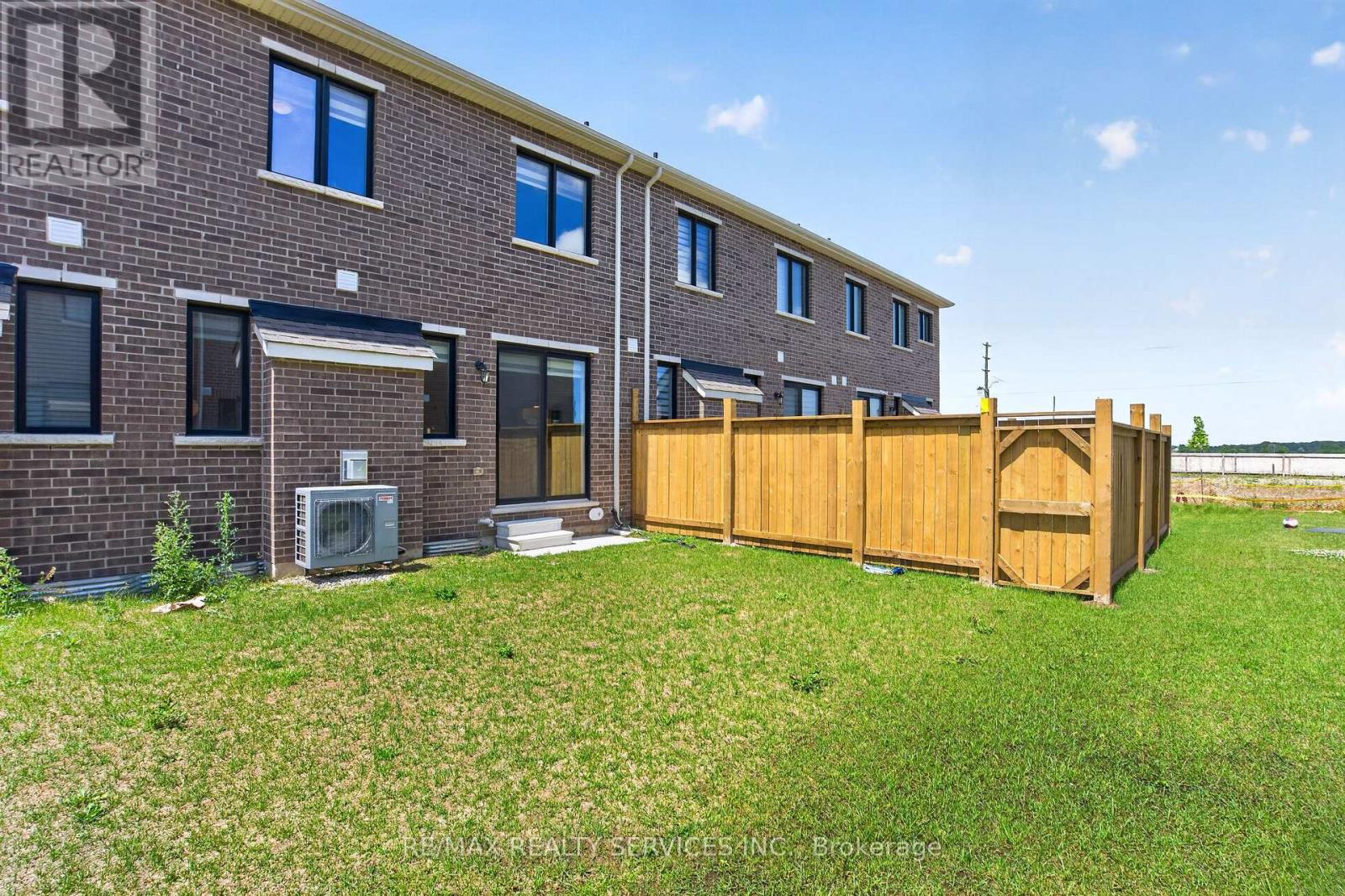 1702 DANCE COURT W - 50