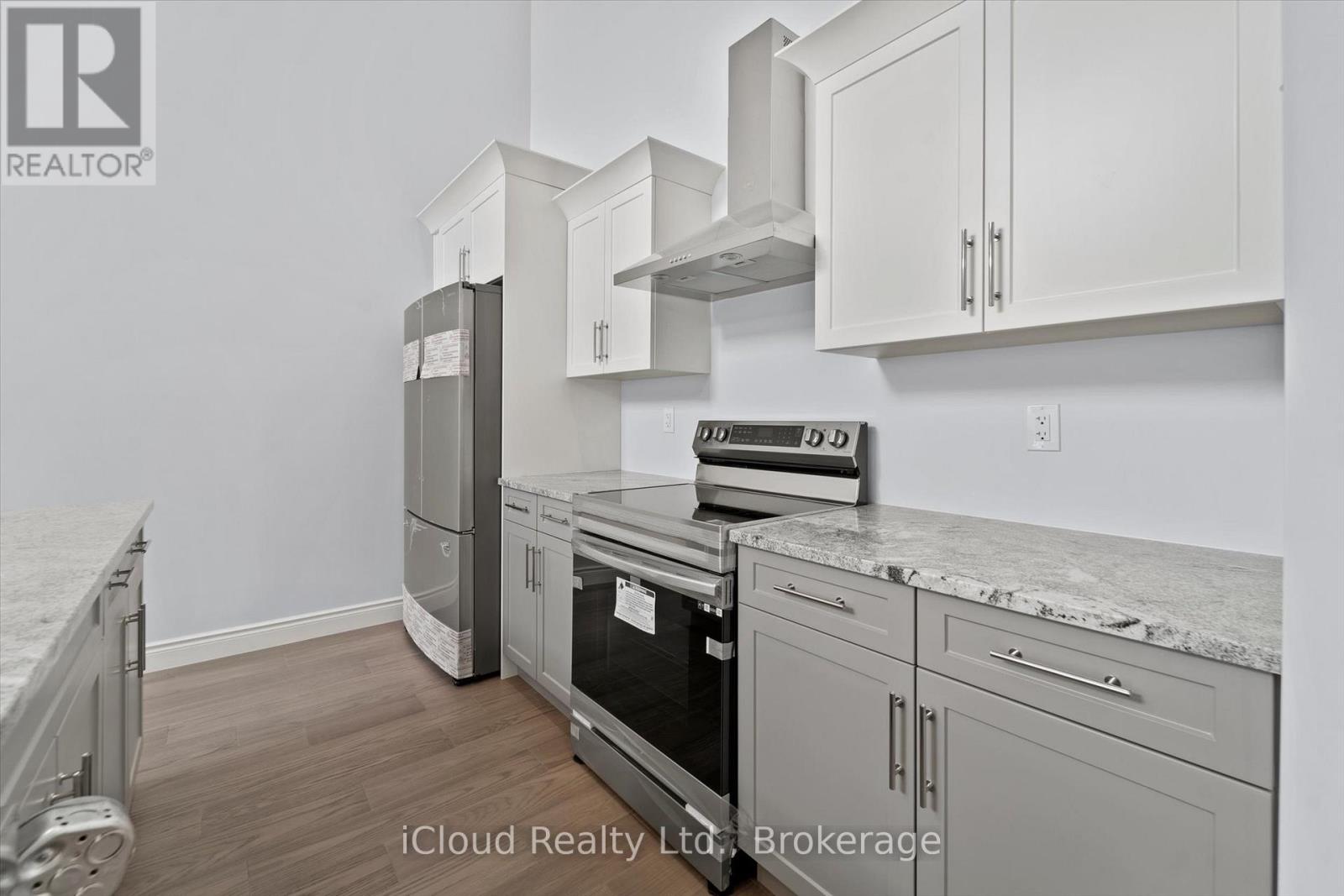 511 WATER ROAD - 10